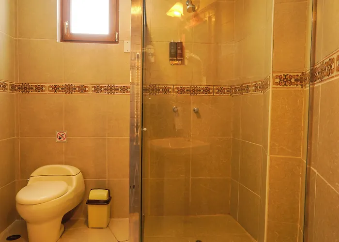 Warari Hotel 3*